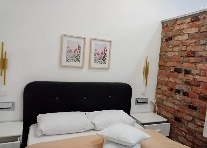 Daire Sava & Double *